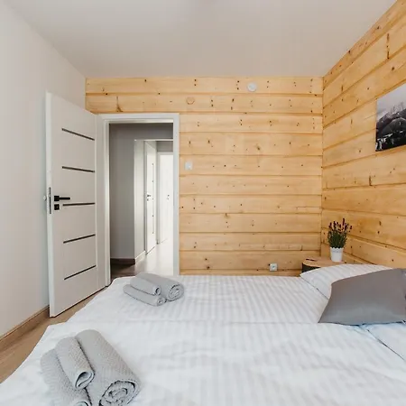 Gimnazjalna 16 זקופאנה